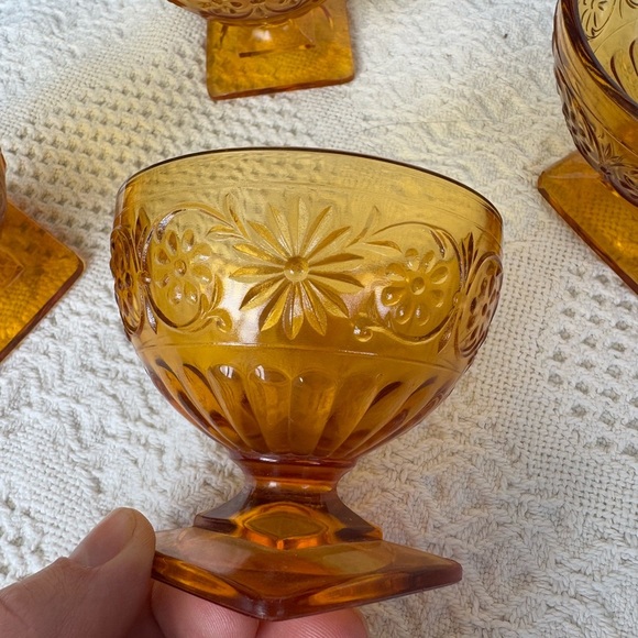 Indiana Glass Daisy Amber Low Footed Sherbet Dishes - Picture 3 of 4